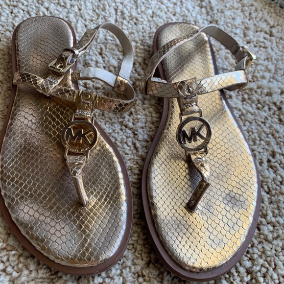 MICHAEL Michael Kors sondra gold sandal size 8.5 - Picture 2 of 2